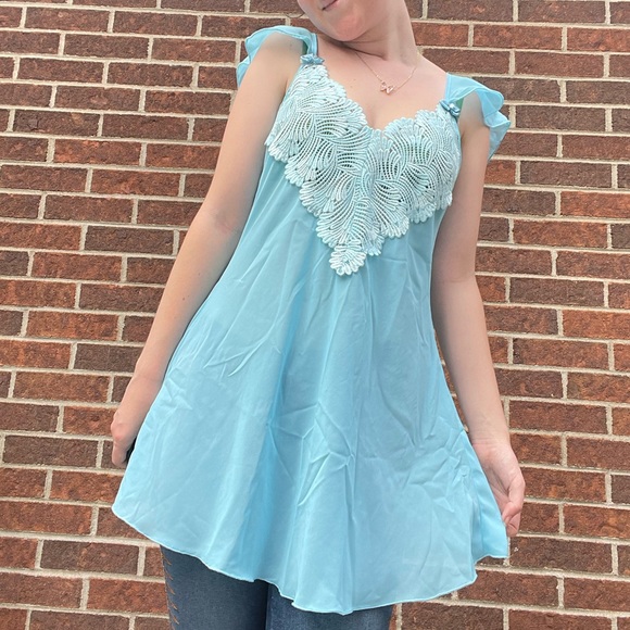 Vintage pastel blue heart slip - Picture 3 of 14